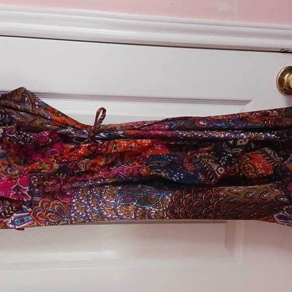 Silly Yeti RUFFLED WRAP AROUND DRESS - Picture 3 of 8